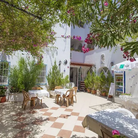 فندق مبيت وإفطار Kale