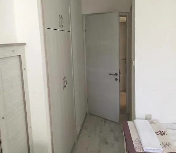 Kale Oda ve Kahvaltı 2*