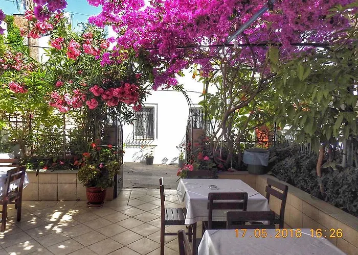 Oda ve Kahvaltı Kale