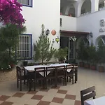 Oda ve Kahvaltı Kale 2*
