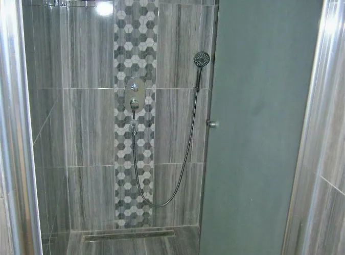 Kale Bed & Breakfast 2*